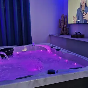 Hotel Blue Lagoon Spas, Montauban